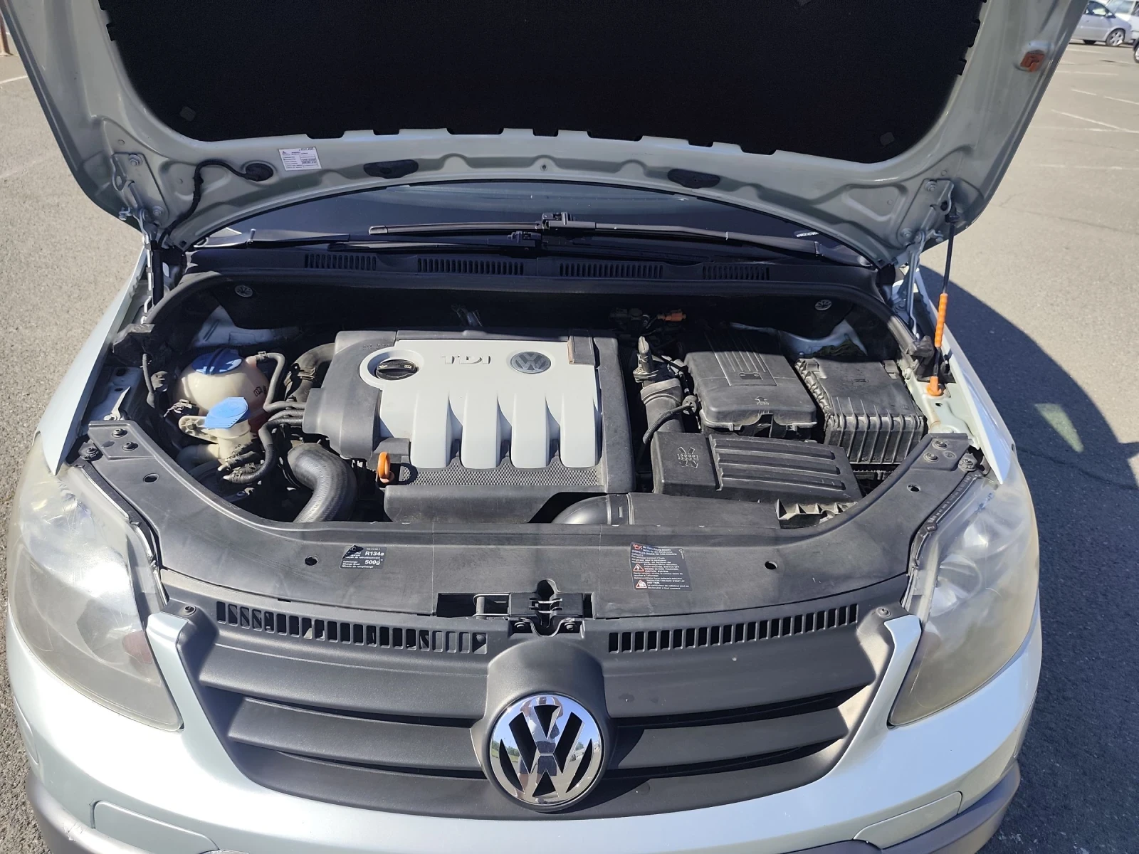 VW Golf Plus, снимка 12 - Автомобили и джипове - 54991775