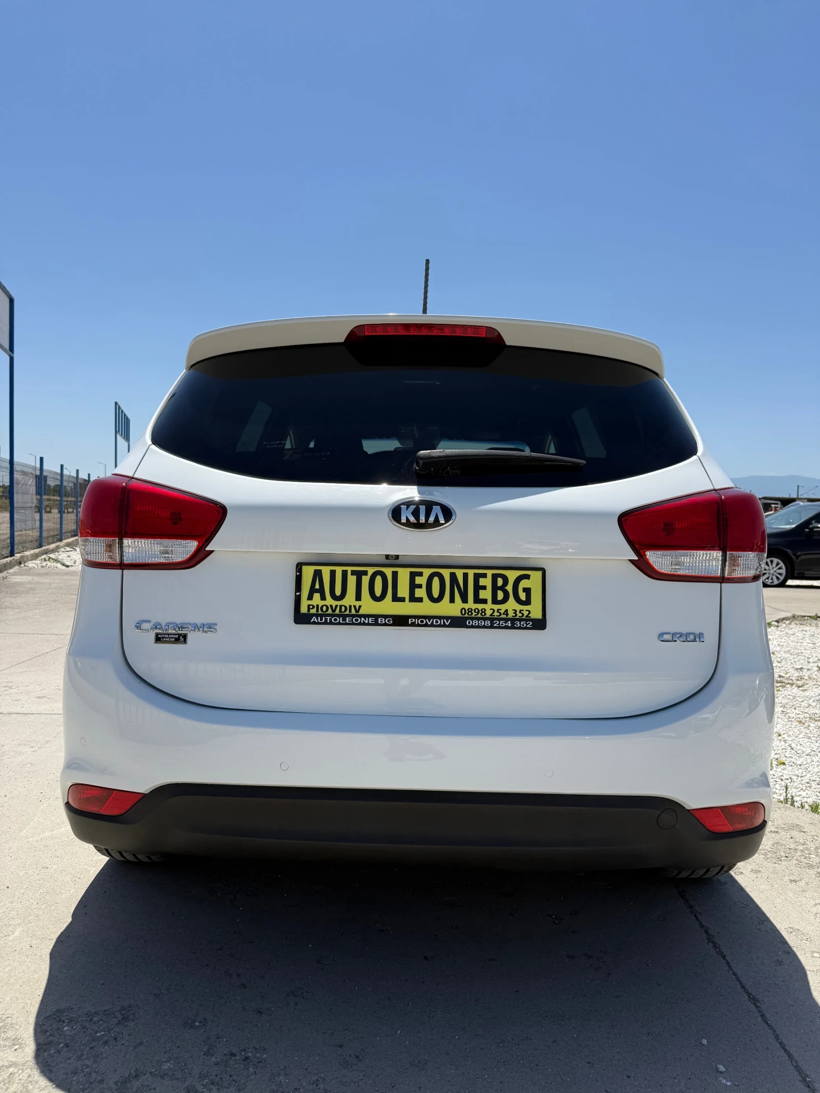 Kia Carens 1.7 CRDi AUTOMAT 7p, снимка 5 - Автомобили и джипове - 55088416