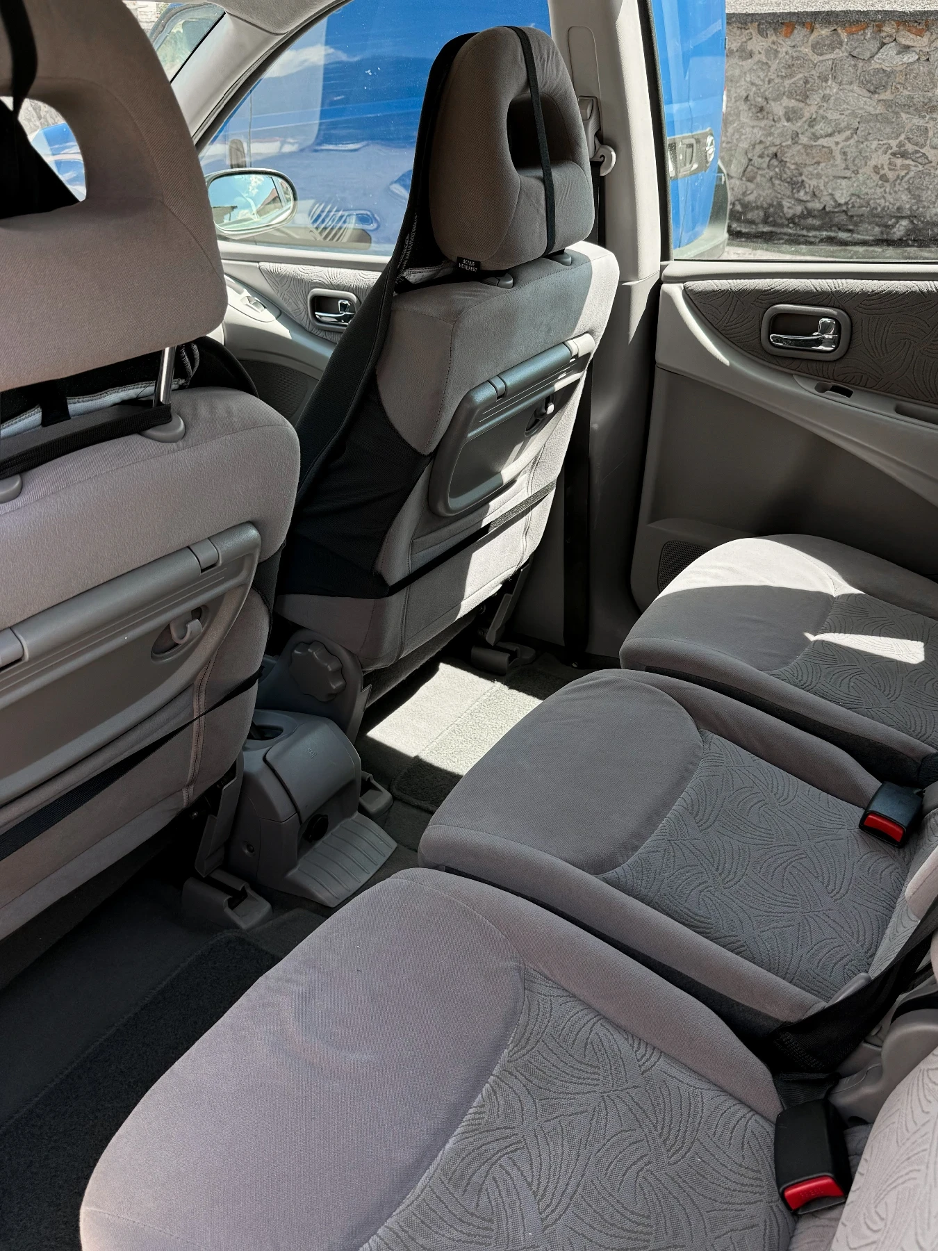Nissan Almera tino 2.2L FWD, снимка 5 - Автомобили и джипове - 55226059