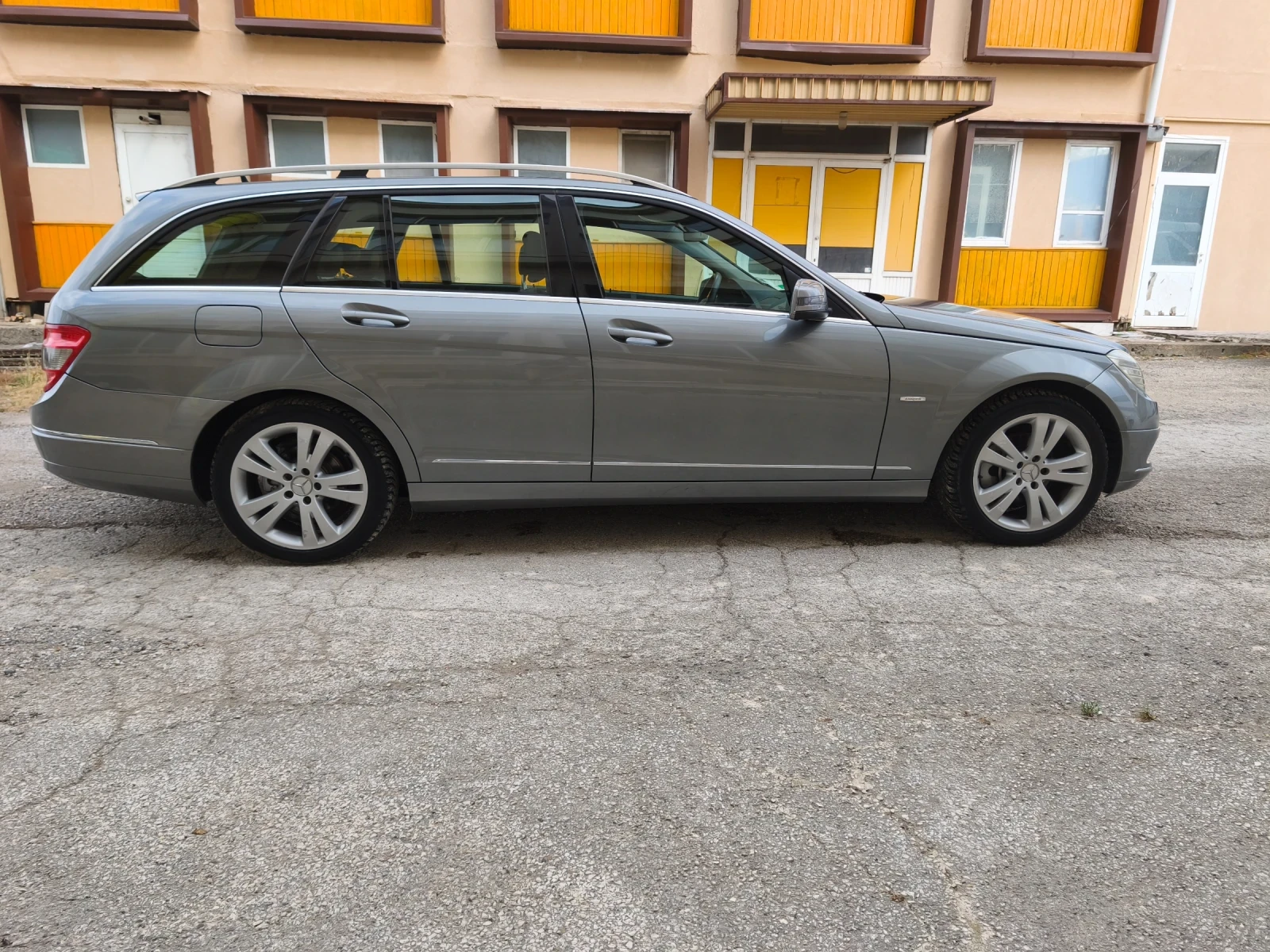 Mercedes-Benz C 200 cdi, снимка 8 - Автомобили и джипове - 55242756