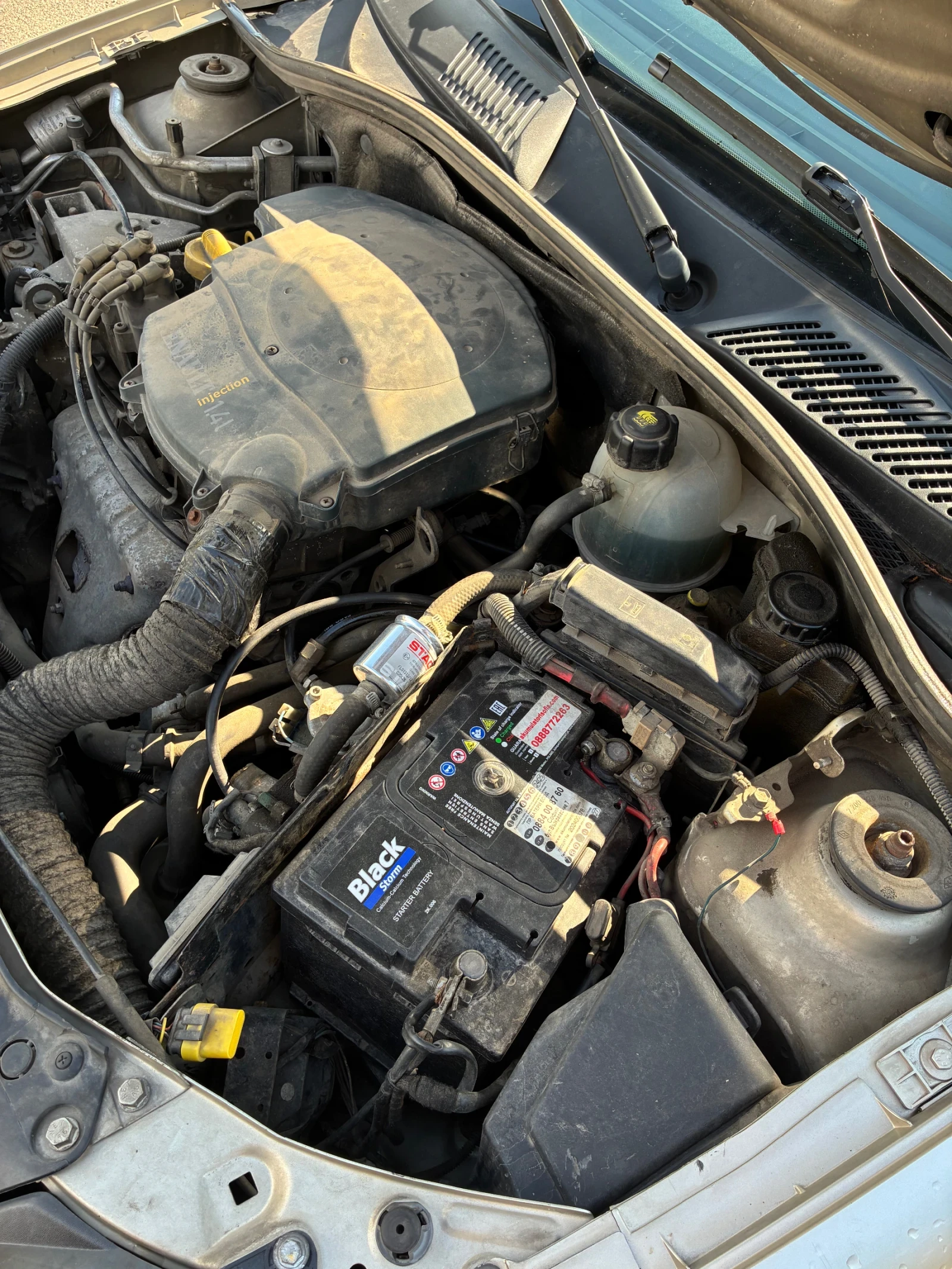 Renault Symbol 1.4 Газ.Инж Обслужена напълно, снимка 14 - Автомобили и джипове - 55251812