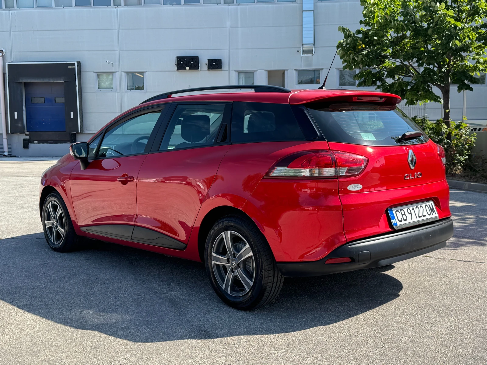 Renault Clio 1.5d 75кс/От България , снимка 3 - Автомобили и джипове - 55315173