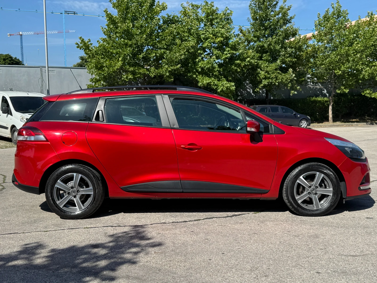 Renault Clio 1.5d 75кс/От България , снимка 6 - Автомобили и джипове - 55315173
