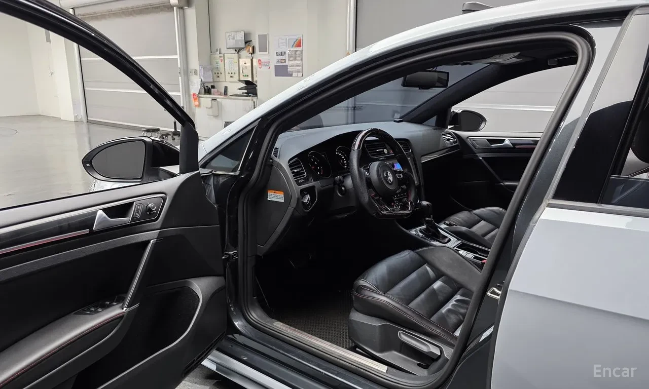 VW Golf GTI* 117KM* КРАЙНА ЦЕНА* , снимка 9 - Автомобили и джипове - 56252047