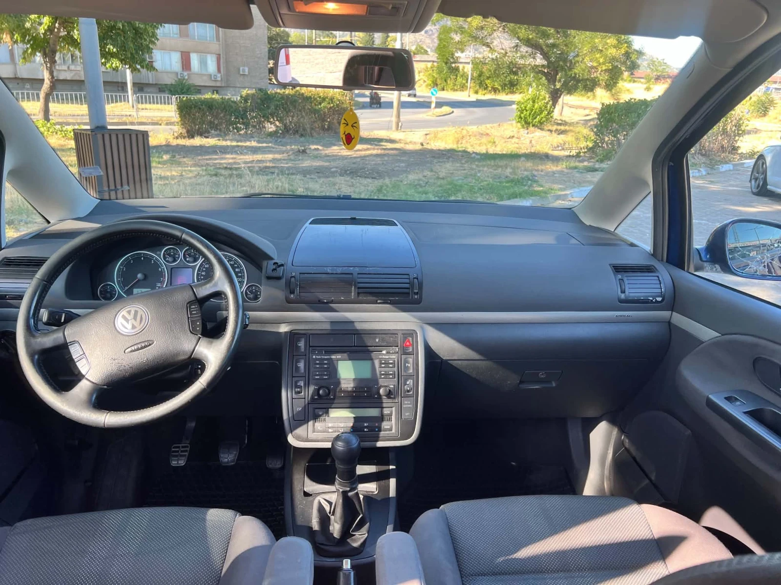 VW Sharan, снимка 8 - Автомобили и джипове - 56289719