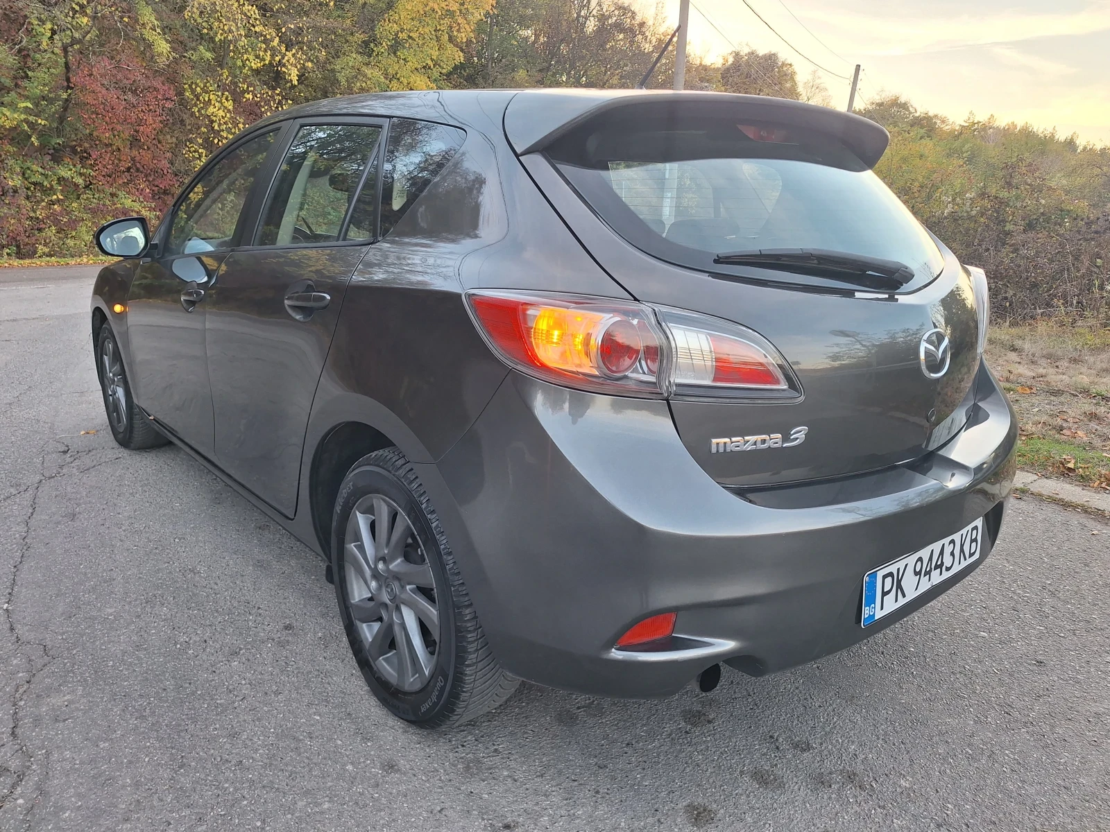 Mazda 3 1.6 hdi , снимка 7 - Автомобили и джипове - 56647659