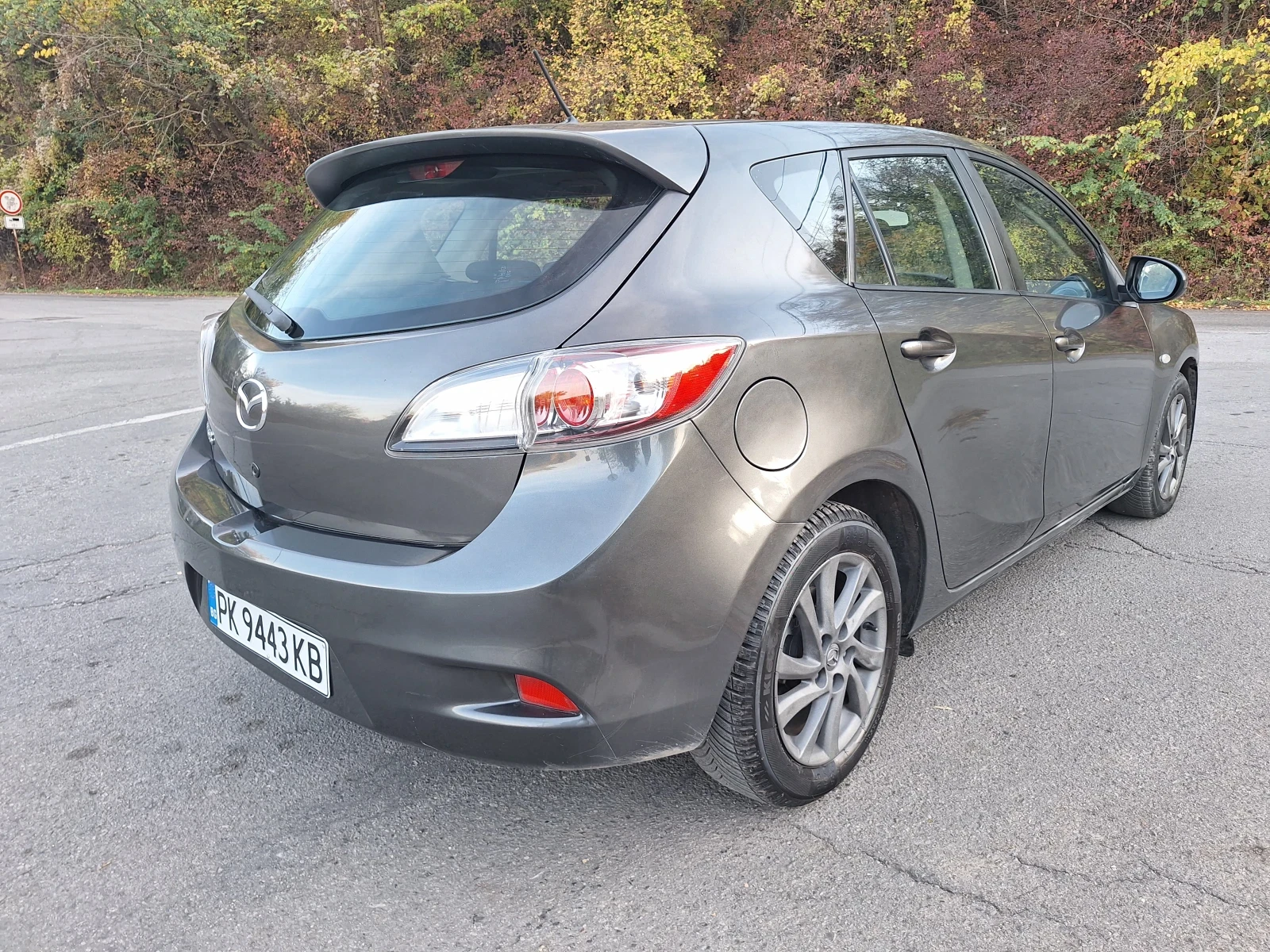 Mazda 3 1.6 hdi , снимка 6 - Автомобили и джипове - 56647659