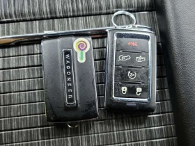 Jeep Grand Wagoneer 5.7L V8 * SERIES III * CARFAX * Без инциденти * , снимка 12