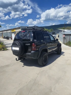 Обява за продажба на Jeep Cherokee 2.8crd ~11 500 лв. - изображение 6 | Auto.bg Обява за продажба на Jeep Cherokee 2.8crd ~11 500 лв. - изображение 6