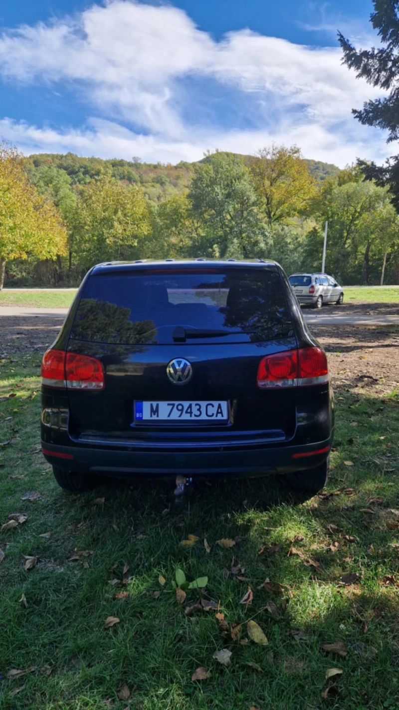 VW Touareg 2.5 tdi, снимка 2 - Автомобили и джипове - 47535051