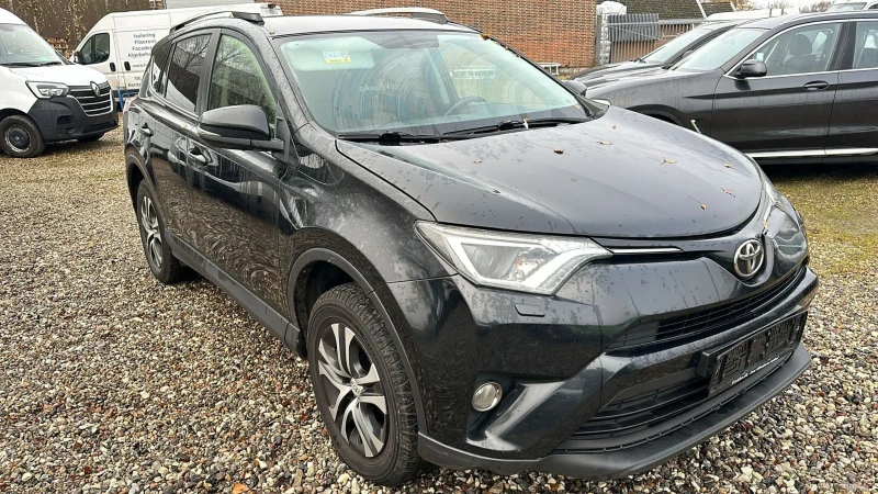 Toyota Rav4 2.0 D-4D / Facelift / 2016 / 4x2 / EU6, снимка 1 - Автомобили и джипове - 47988958