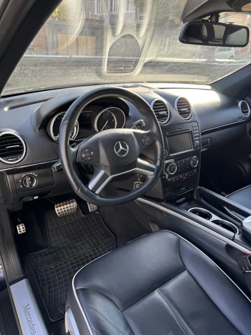 Mercedes-Benz ML 350 Grand Edition Bluetec, снимка 7 - Автомобили и джипове - 48817025