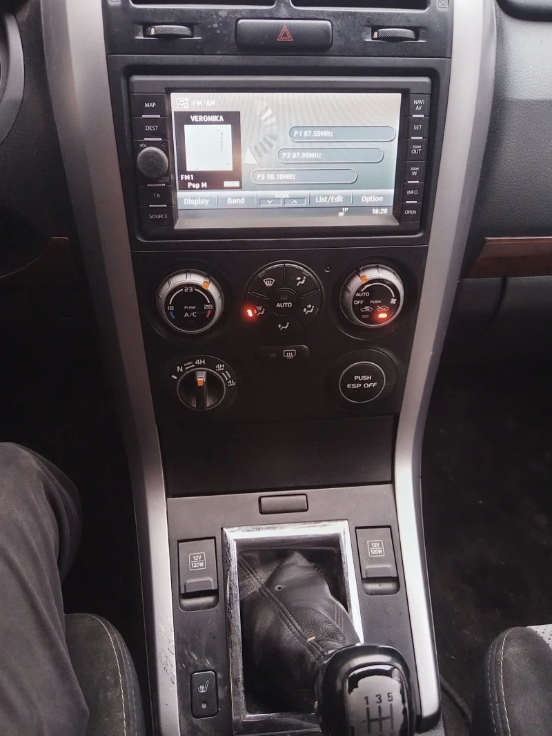 Suzuki Grand vitara, снимка 6 - Автомобили и джипове - 53056480