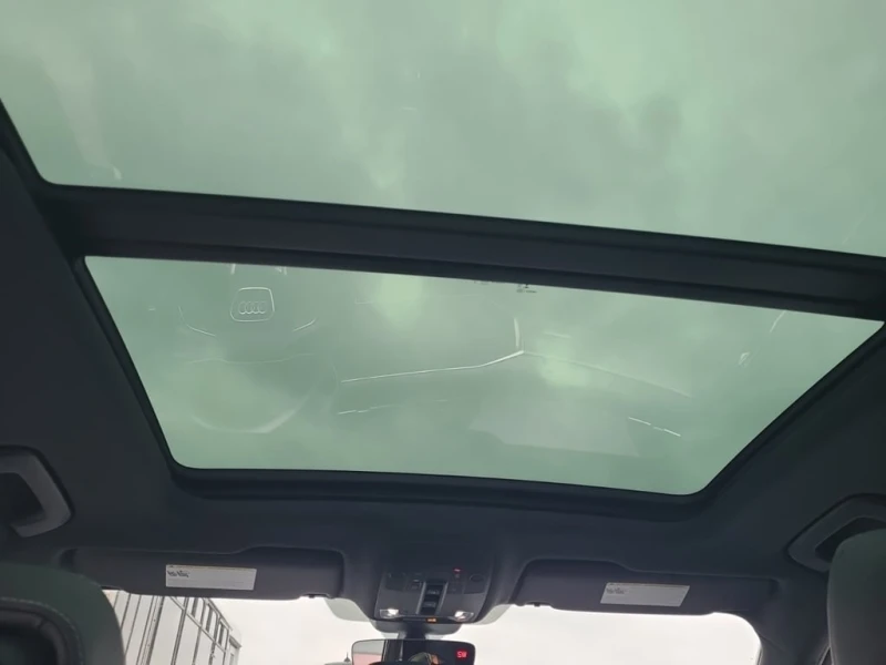 Audi Q3 * PROGRESSIV * CARFAX * БЕЗ ПЪРВОНАЧАЛНА ВНОСКА, снимка 11 - Автомобили и джипове - 53102784