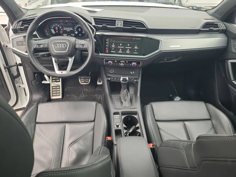 Audi Q3 * PROGRESSIV * CARFAX * БЕЗ ПЪРВОНАЧАЛНА ВНОСКА, снимка 10 - Автомобили и джипове - 53102784