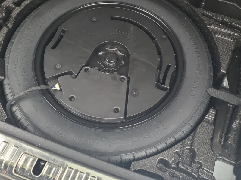 Audi Q3 * PROGRESSIV * CARFAX * БЕЗ ПЪРВОНАЧАЛНА ВНОСКА, снимка 14 - Автомобили и джипове - 53102784