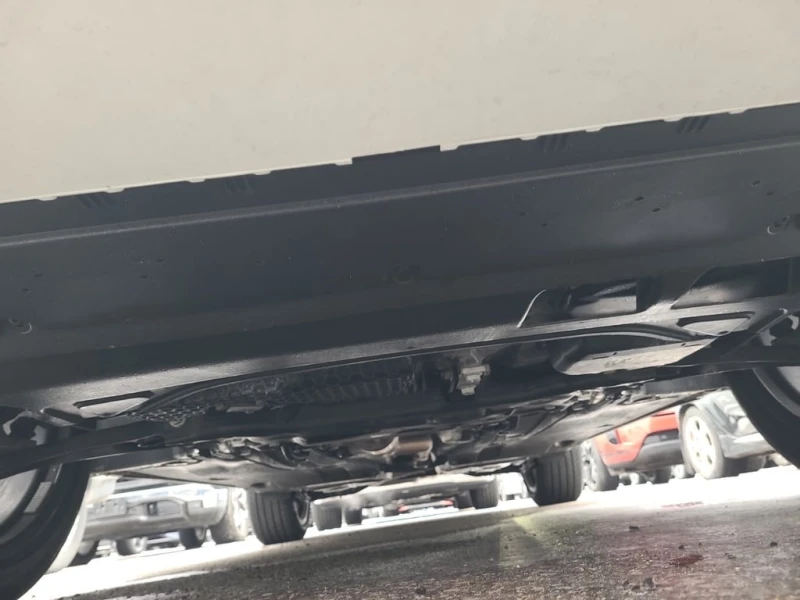 Audi Q3 * PROGRESSIV * CARFAX * БЕЗ ПЪРВОНАЧАЛНА ВНОСКА, снимка 17 - Автомобили и джипове - 53102784