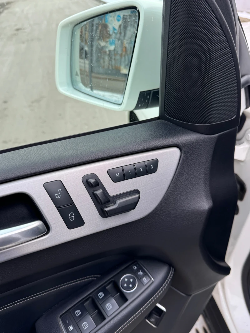 Mercedes-Benz ML 350 CDI * AMG* E6* LINE* SIDE* ASSIST, снимка 10 - Автомобили и джипове - 53125709