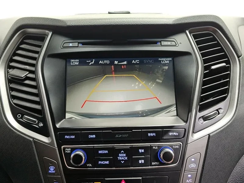 Hyundai Santa fe 2.0, снимка 15 - Автомобили и джипове - 54871345