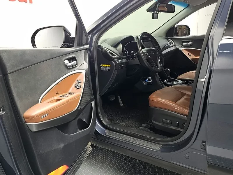Hyundai Santa fe 2.0, снимка 10 - Автомобили и джипове - 54871345