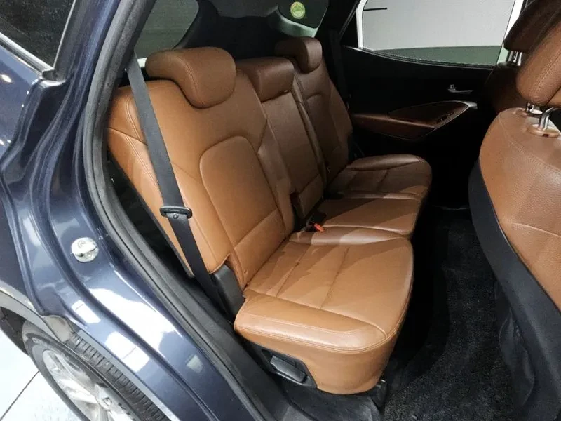 Hyundai Santa fe 2.0, снимка 11 - Автомобили и джипове - 54871345