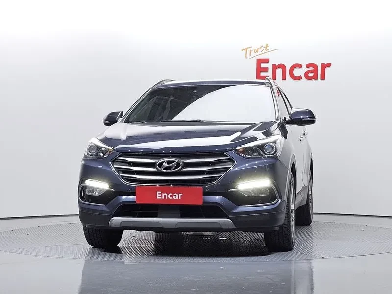 Hyundai Santa fe 2.0, снимка 3 - Автомобили и джипове - 54871345