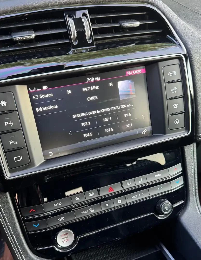 Jaguar F-PACE 3.5T* R-SPORT* Keyless* Подгрев* Premium - изображение 8