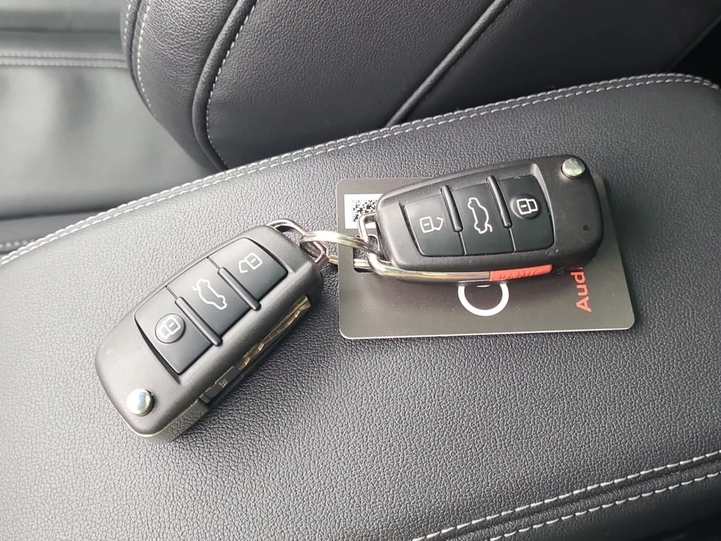 Audi Q3 * PROGRESSIV * CARFAX * БЕЗ ПЪРВОНАЧАЛНА ВНОСКА - изображение 8