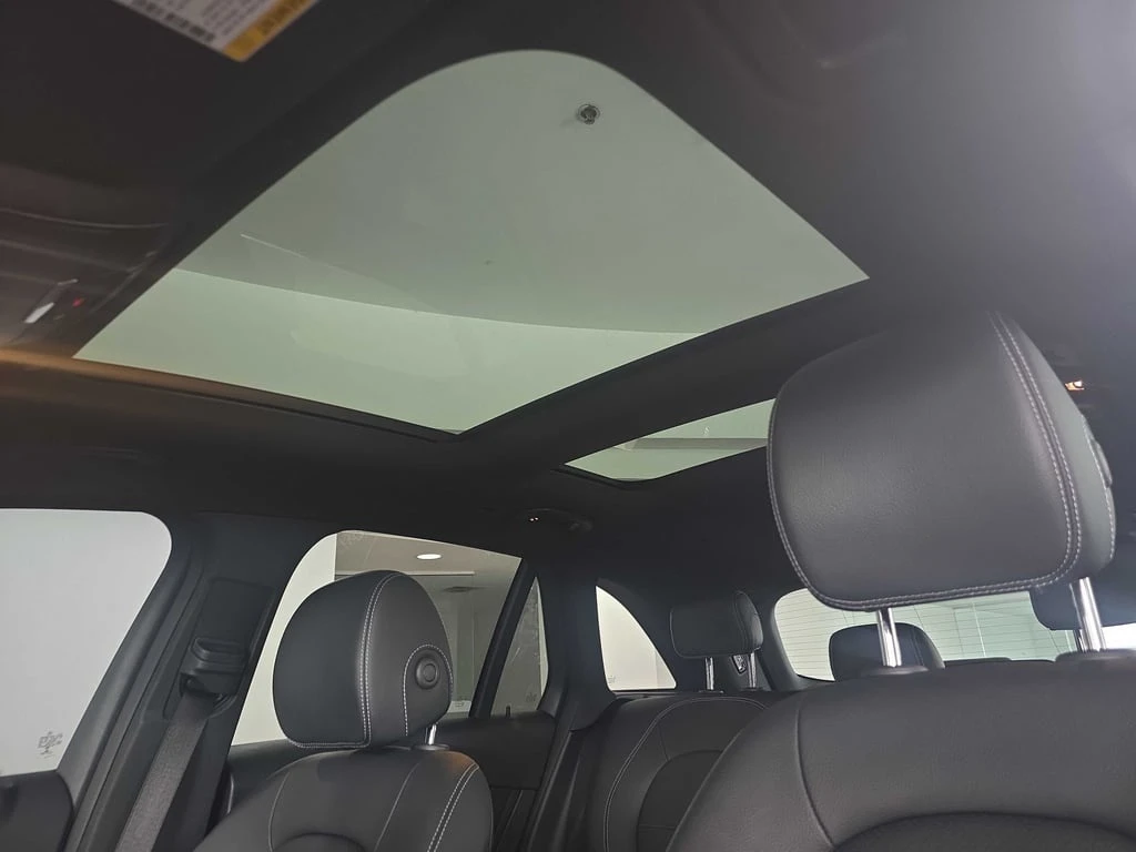 Mercedes-Benz GLC 300 2022 * CARFAX * ��� ������������ ������ | Mobile.bg � ����������� 17