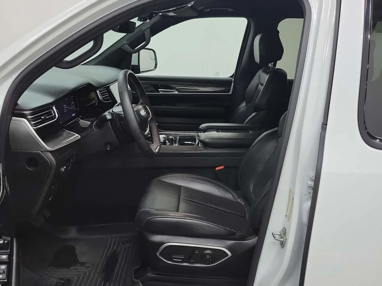 Jeep Grand Wagoneer 5.7L V8 * SERIES III * CARFAX * ��� ��������� *  | Mobile.bg � ����������� 10