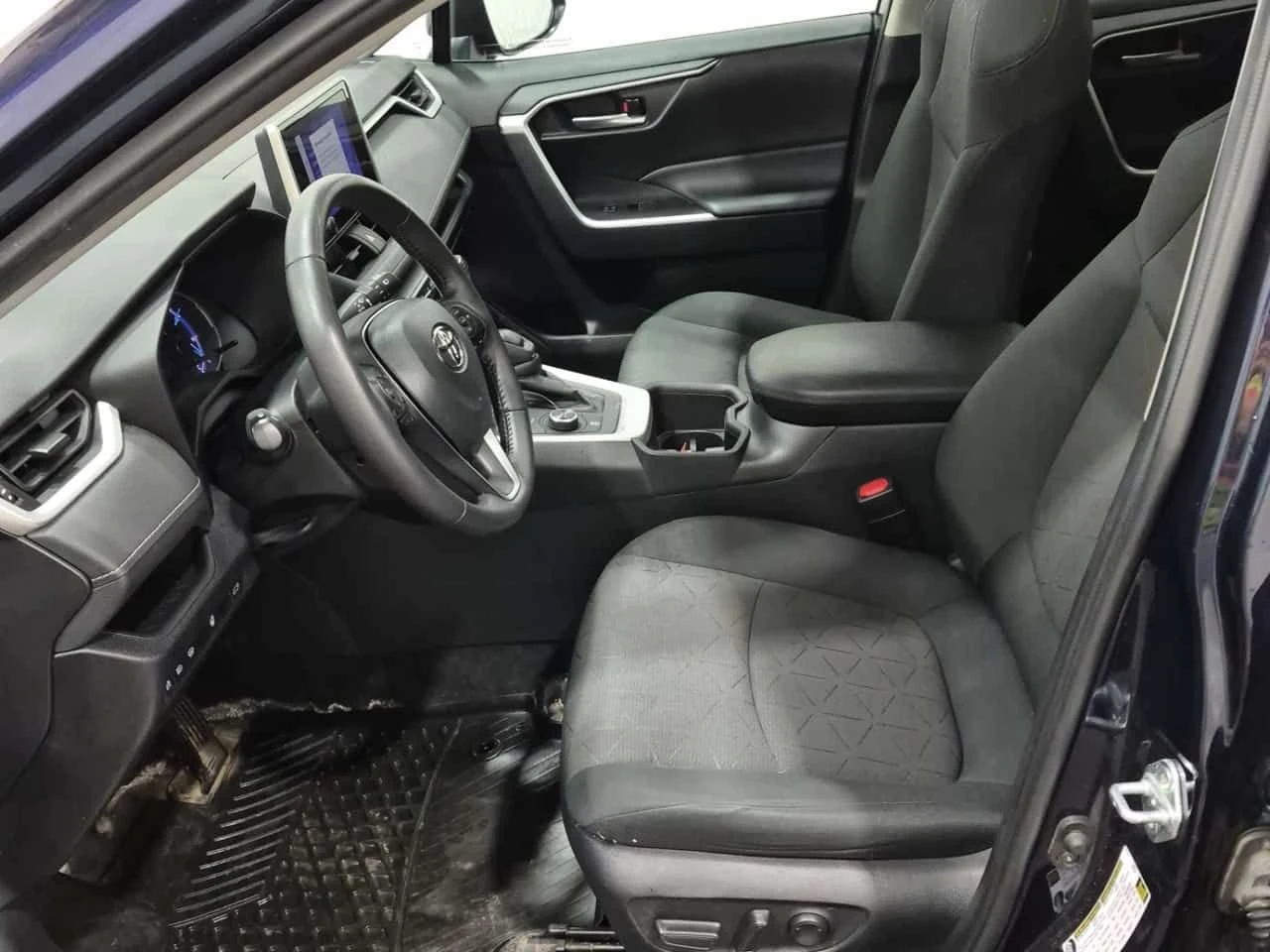 Toyota Rav4 * HYBRID XLE * ДВА КЛЮЧА* , снимка 8 - Автомобили и джипове - 54043630