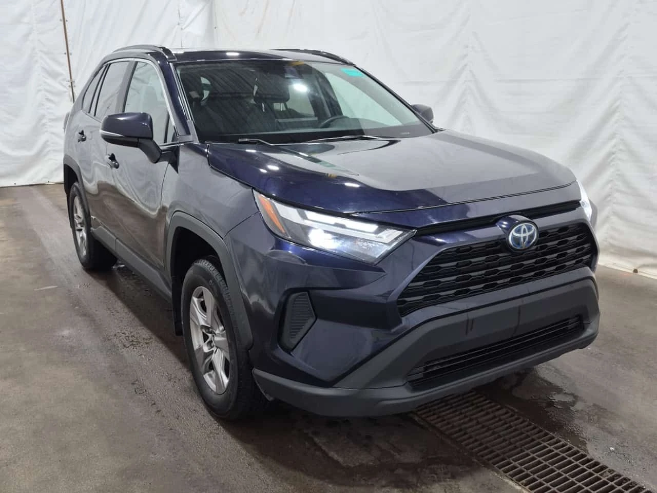 Toyota Rav4 * HYBRID XLE * ДВА КЛЮЧА* , снимка 2 - Автомобили и джипове - 54043630