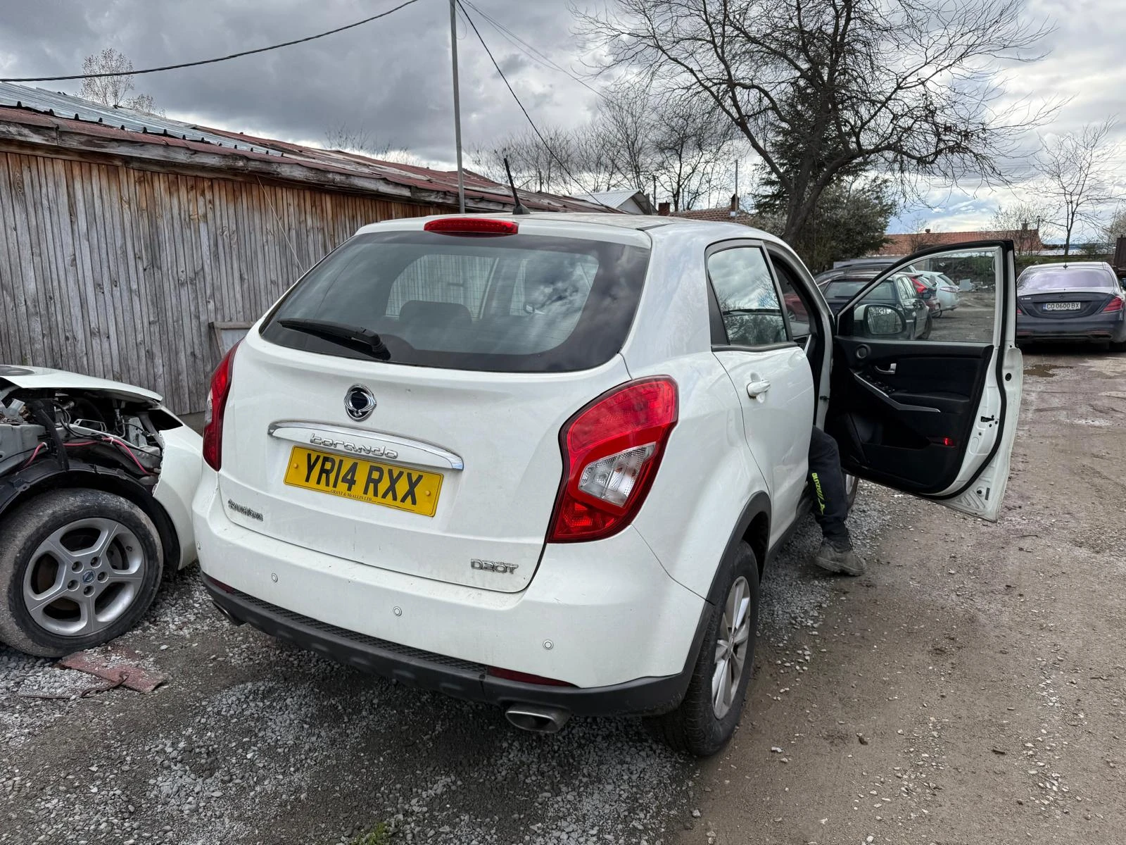 SsangYong Kyron 2.0d , снимка 6 - Автомобили и джипове - 54085507