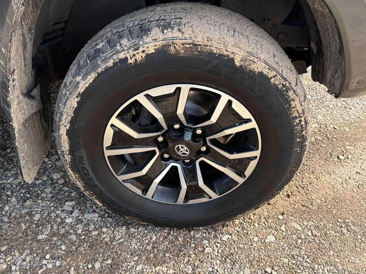 Toyota Tacoma * 4x4 Double Cab Auto* 2 �����* �������* KEYLESS*  | Mobile.bg � ����������� 7