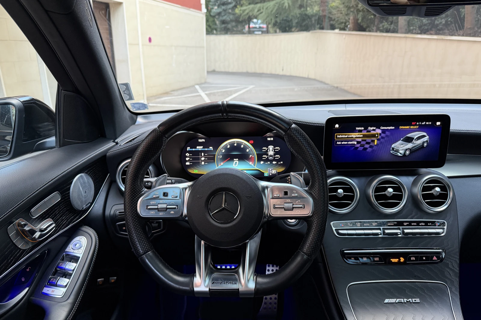 Mercedes-Benz GLC 63 AMG MBUX BURM MultiBeam NAPPA PANO, снимка 11 - Автомобили и джипове - 54623139