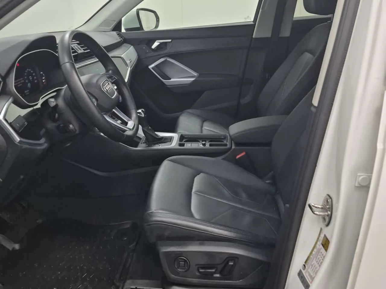 Audi Q3  PREMIUM / LED / CAMERA / ���������� | Mobile.bg � ����������� 5