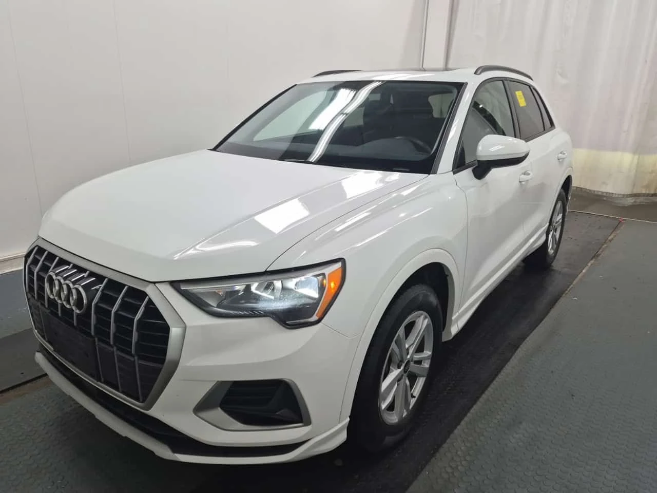 Audi Q3  PREMIUM / LED / CAMERA / ���������� | Mobile.bg � ����������� 1