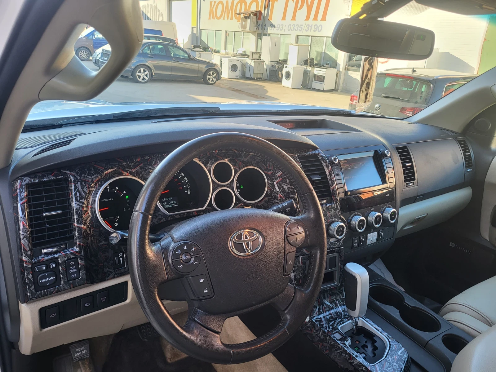 Toyota Sequoia Limited, снимка 9 - Автомобили и джипове - 54735943