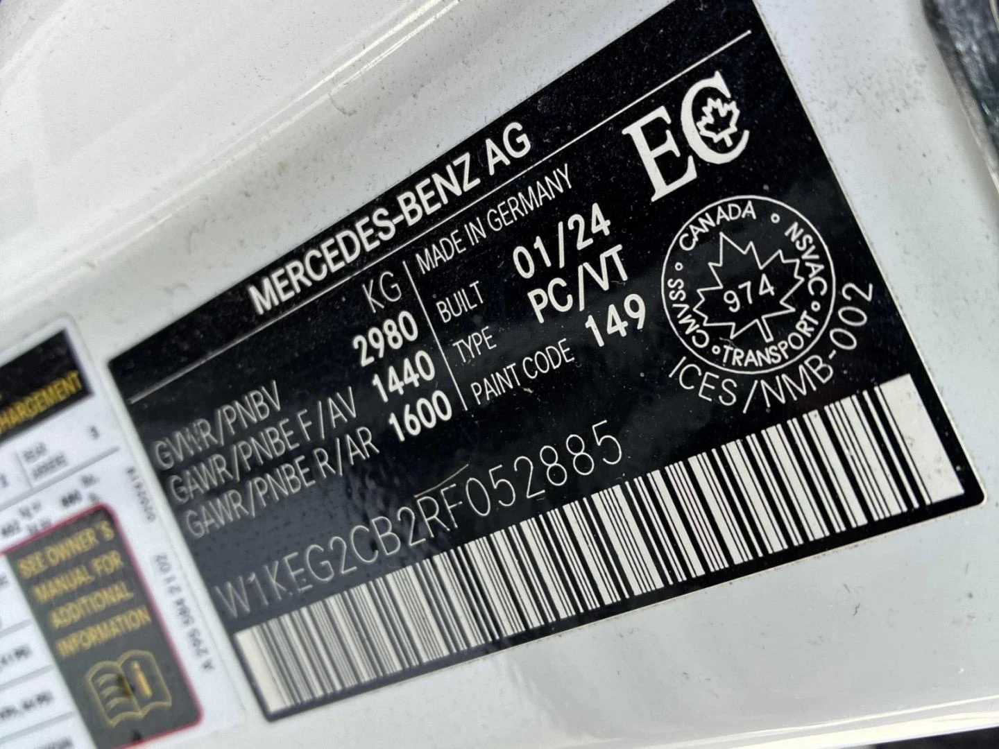 Mercedes-Benz EQE 4MATIC | Hyperscreen | Burmester | 360 | Distronic, снимка 15 - Автомобили и джипове - 55060503