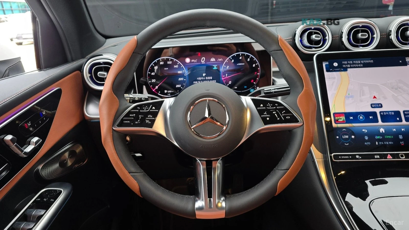 Mercedes-Benz GLC 300 * 4MATIC* ПОДГРЕВ* ОБДУХВАНЕ* 360* ПАНО* HUD* , снимка 13 - Автомобили и джипове - 55134944