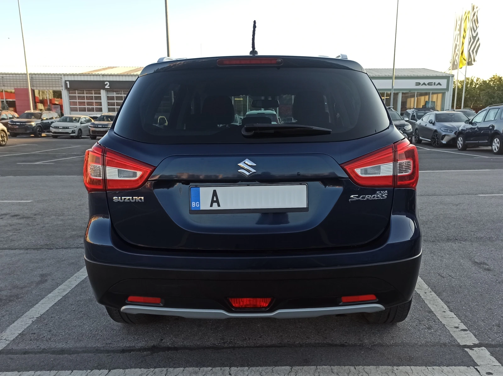 Suzuki SX4 S-Cross, снимка 8 - Автомобили и джипове - 55675438