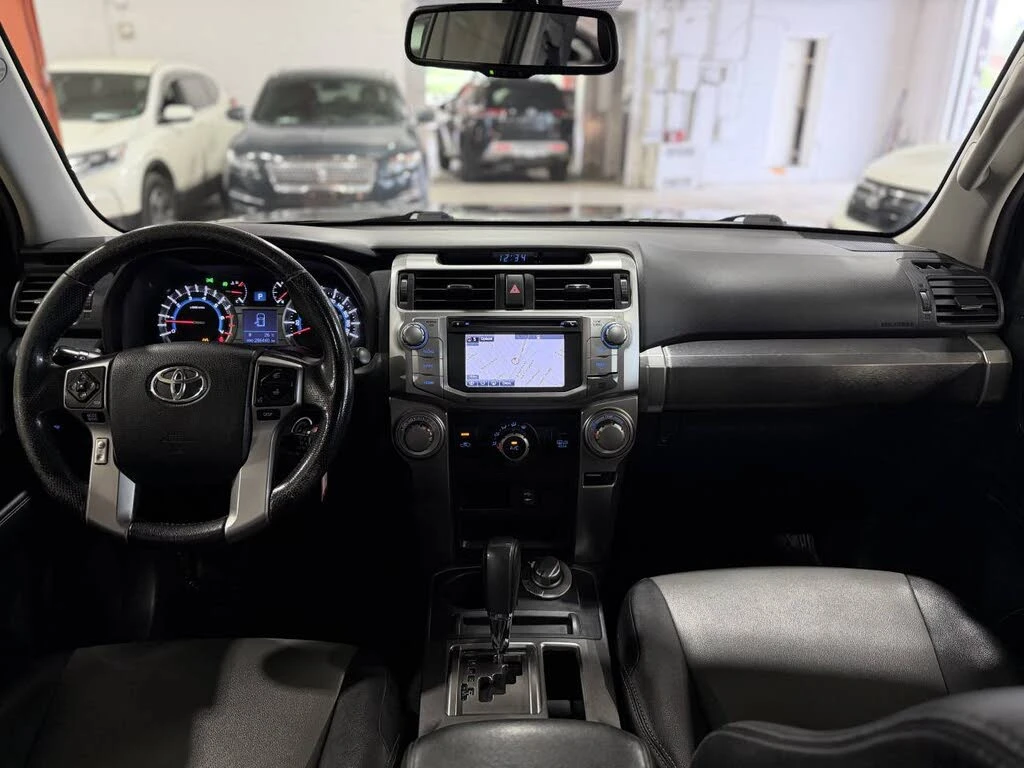 Toyota 4runner 4.0* V6* ПОДГРЕВ* КАМЕРА* КЕЙЛЕС* LANE* ASSIST, снимка 6 - Автомобили и джипове - 56080708