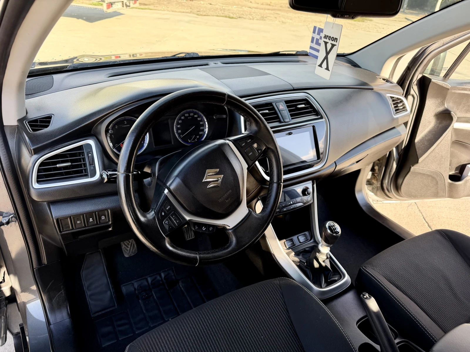 Suzuki SX4 S-Cross 1.6  DDIS, снимка 6 - Автомобили и джипове - 56682306