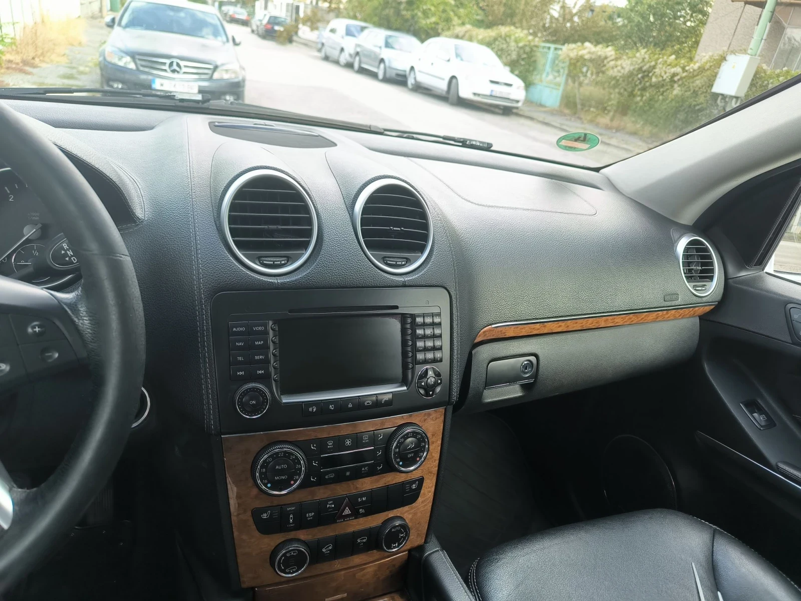 Mercedes-Benz GL, снимка 3 - Автомобили и джипове - 56745977