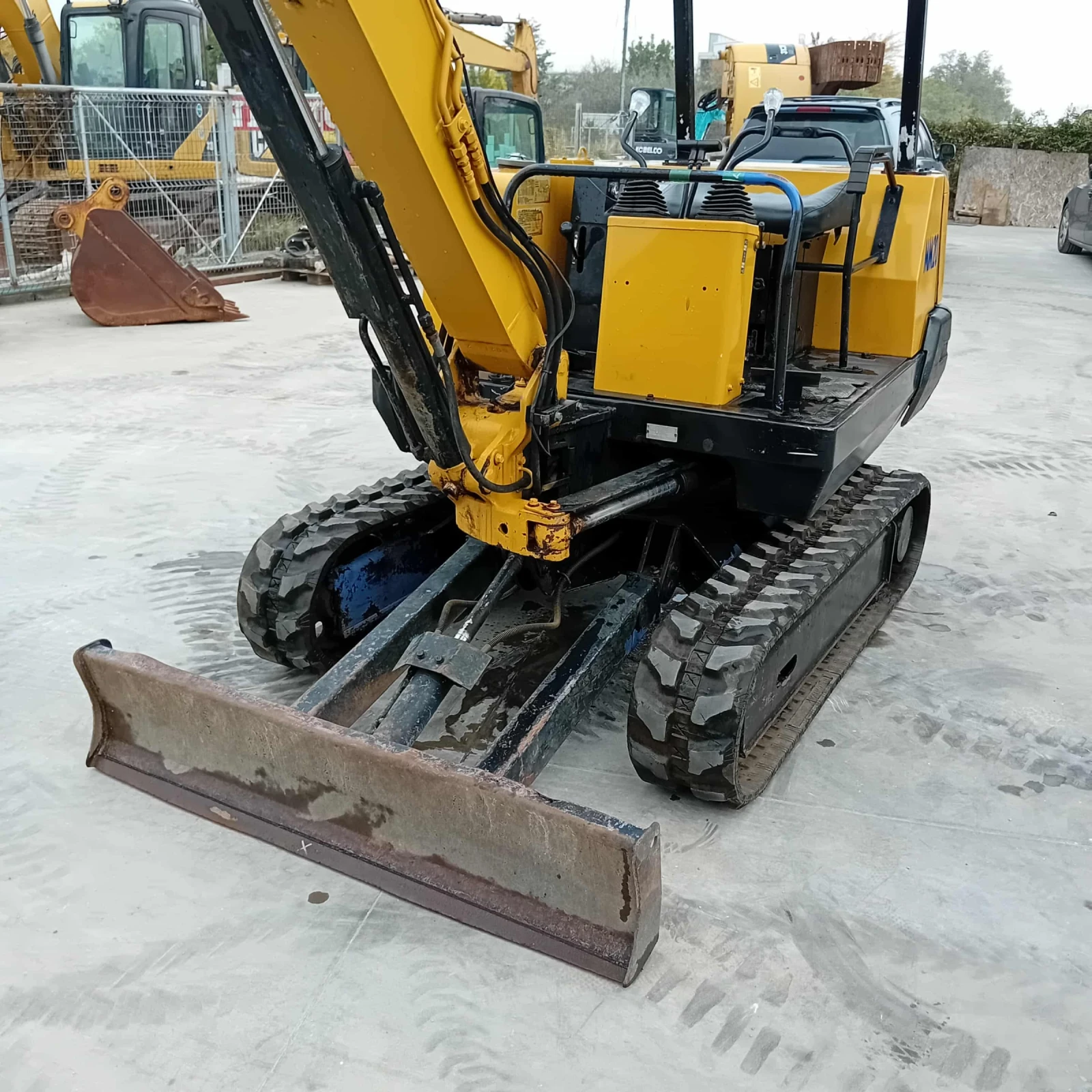 Багер Cat Mitsubishi MM20 * НАЛИЧЕН * ТОП СЪСТОЯНИЕ *  - изображение 9