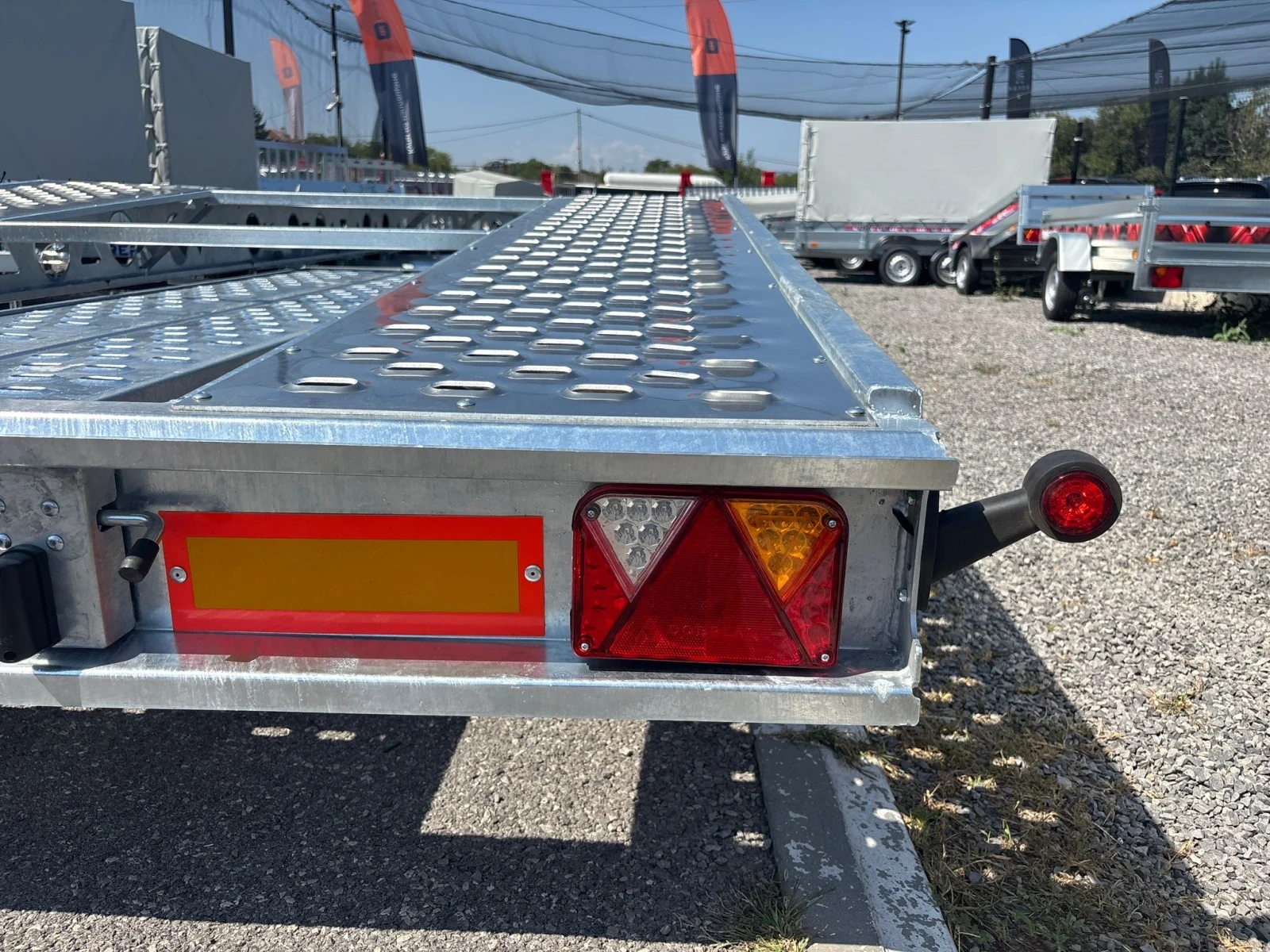 �� ��������� Agados ������ ��������� ���� 8.5�2.10 3500�� | Mobile.bg � ����������� 15
