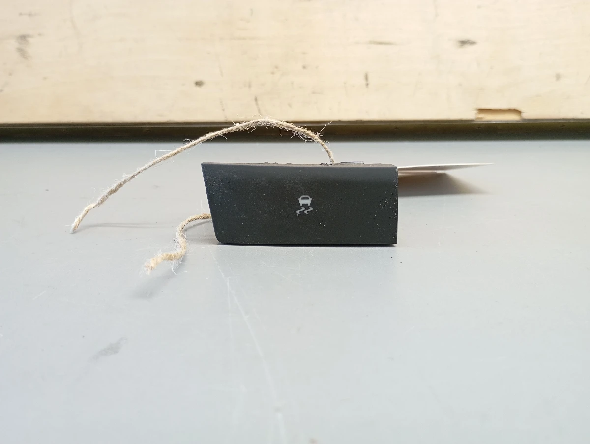  ESP   1,4  | Mobile.bg   1