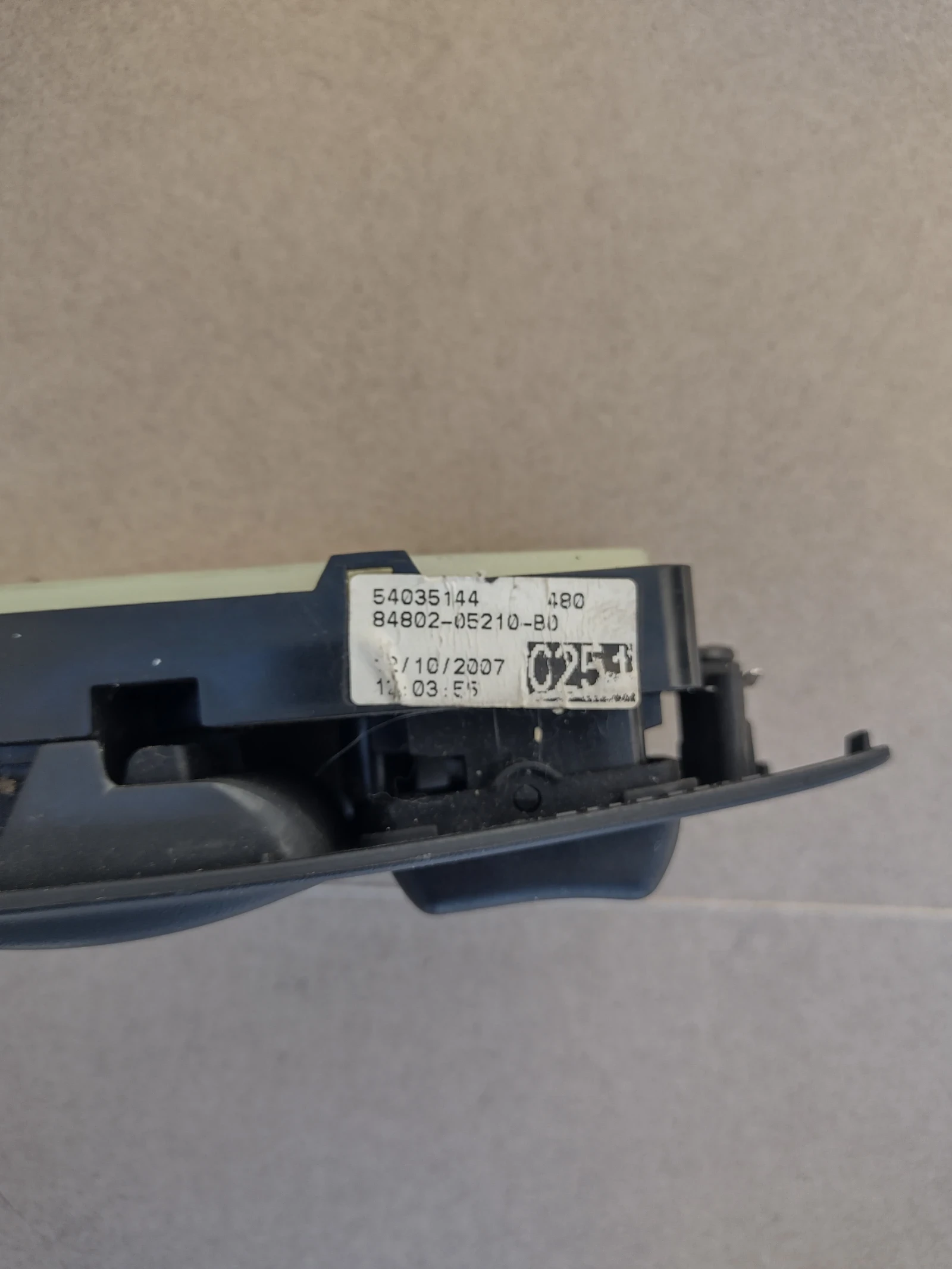 54035144 8480205210B0    .   Toyota Avensis II T25  84802-05210-B0  | Mobile.bg   3