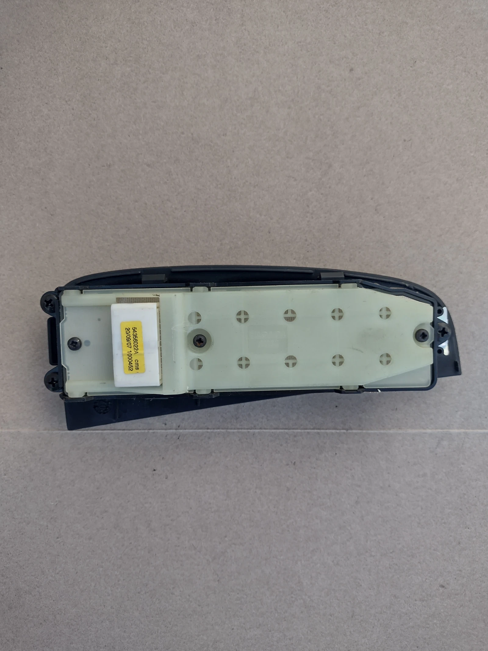 54035144 8480205210B0    .   Toyota Avensis II T25  84802-05210-B0  | Mobile.bg   2