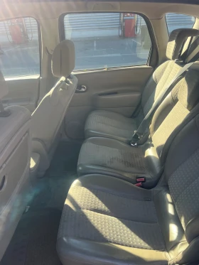 Renault Scenic, снимка 2